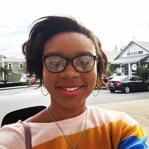 Meet your Posher, Khaila